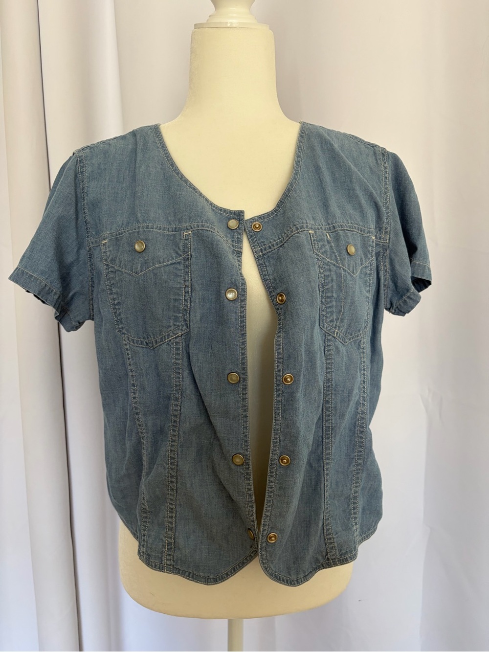 Liz Claiborne Light Blue Denim Button Shirt